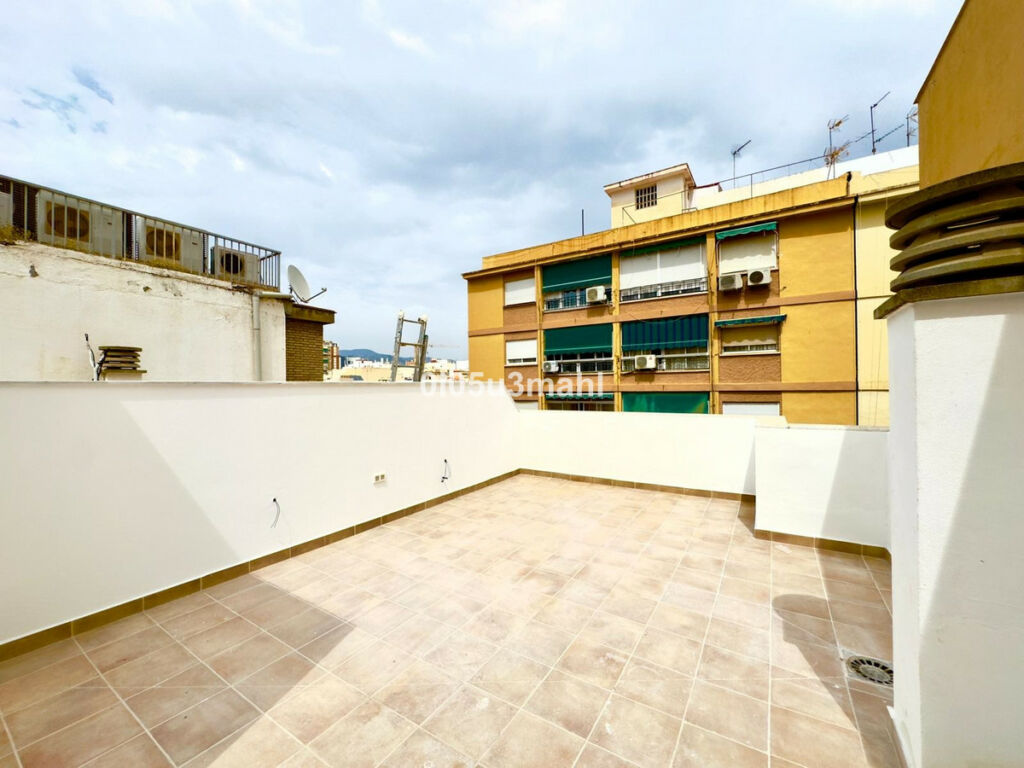 Apartment Complex Málaga Málaga - image 17