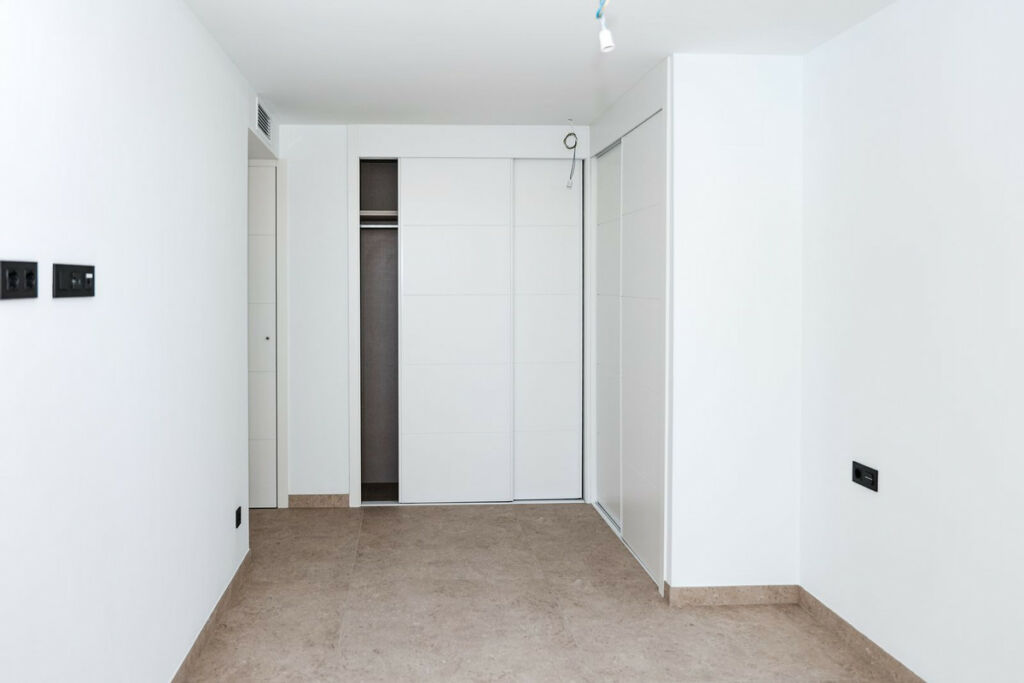Penthouse Duplex Selwo Málaga - image 18