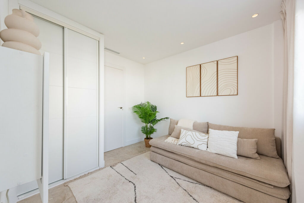 Penthouse Nueva Andalucía Málaga - image 17