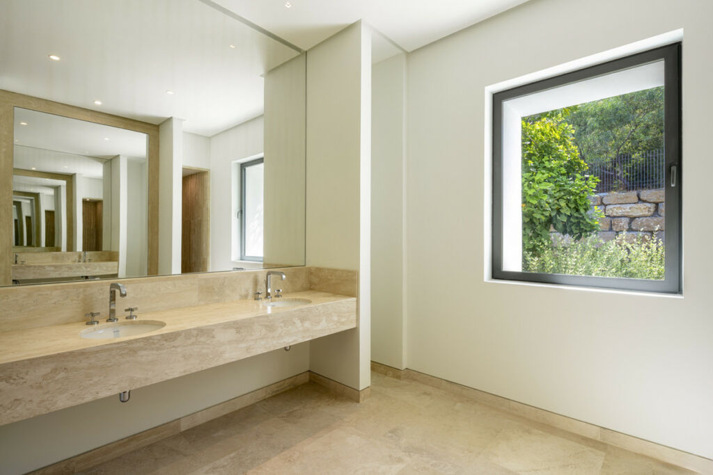Detached Villa Casares Málaga - image 17