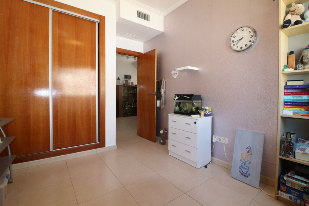 Detached Villa Ciudad Quesada Alicante - image 17