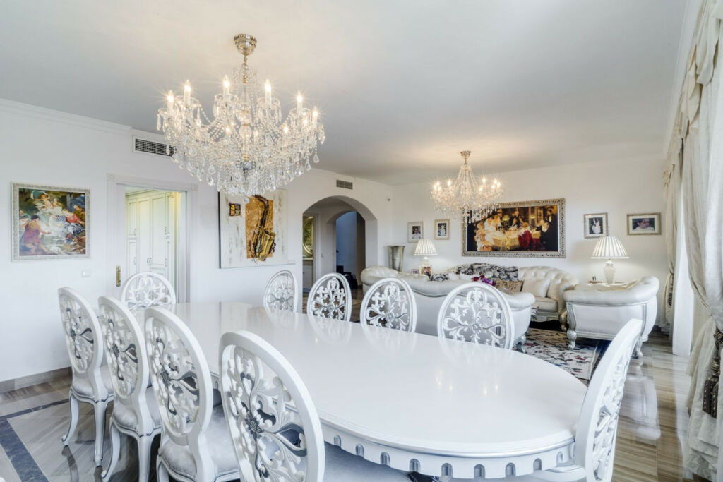Penthouse Duplex Bahía de Marbella Málaga - image 17