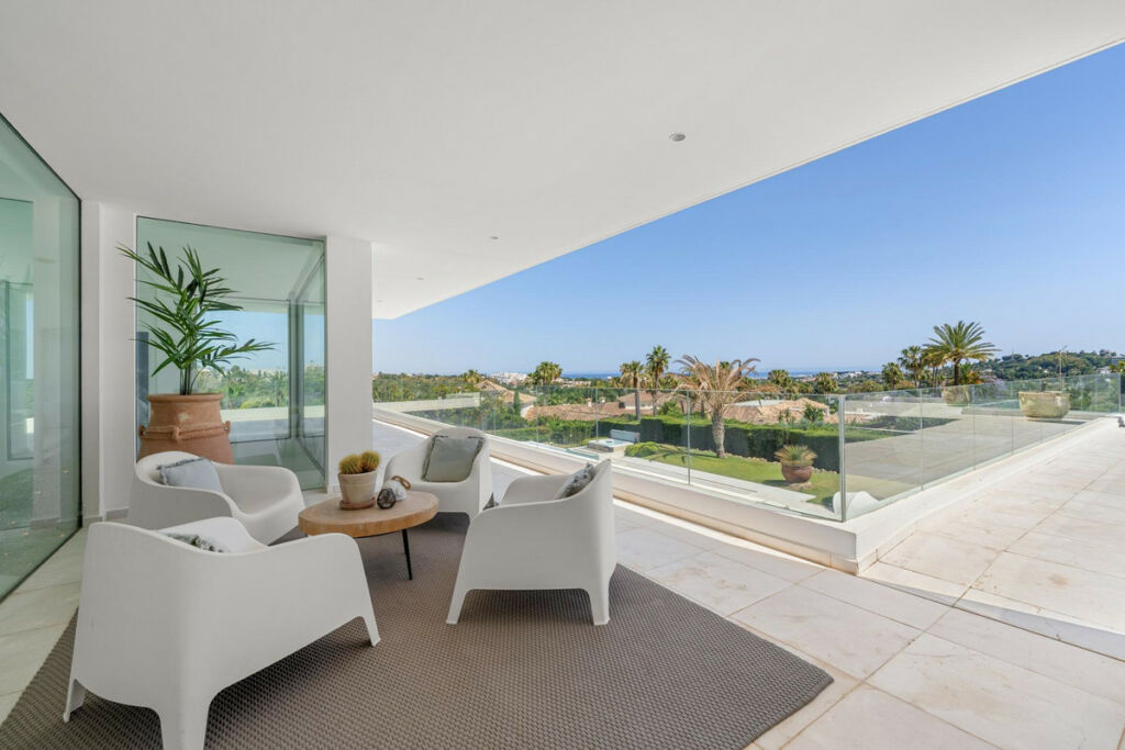 Detached Villa Marbella Málaga - image 17