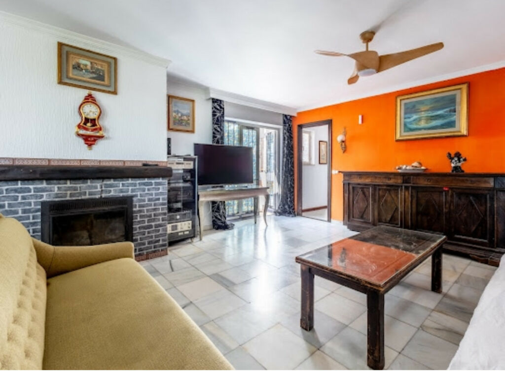 Detached Villa Marbella Málaga - image 17