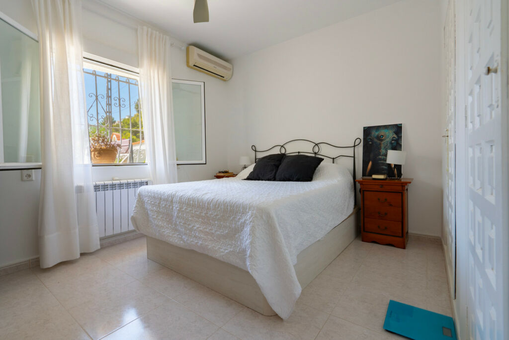 Detached Villa Benissa Alicante - image 17