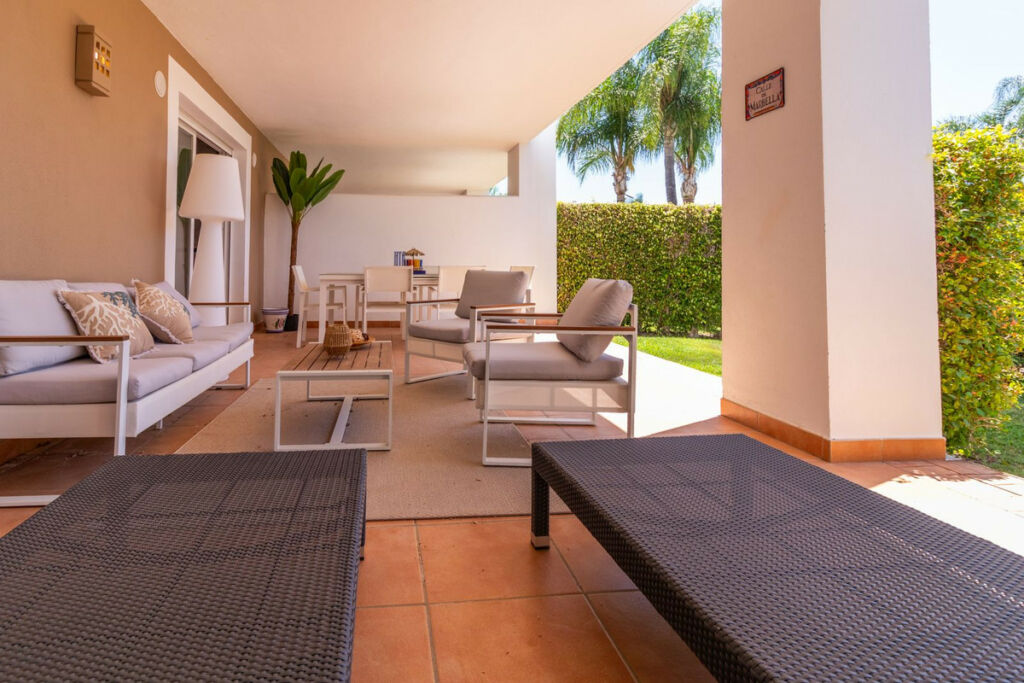 Ground Floor Apartment El Paraiso Málaga - image 17