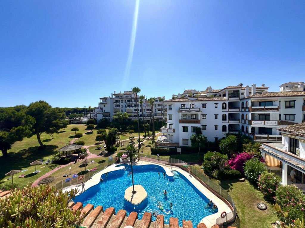 Top Floor Apartment Calahonda Málaga - image 17