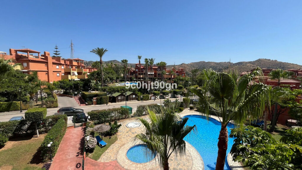 Middle Floor Apartment Reserva de Marbella Málaga - image 17