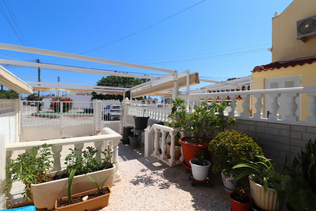 Townhouse Torrevieja Alicante - image 17