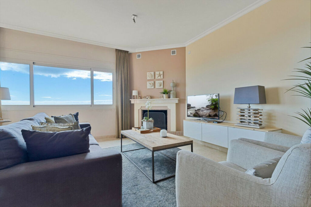 Penthouse Ojén Málaga - image 17