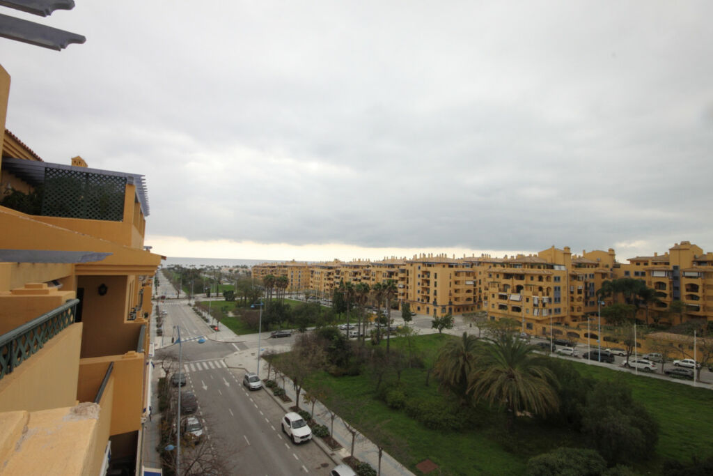 Middle Floor Apartment San Pedro de Alcántara Málaga - image 17