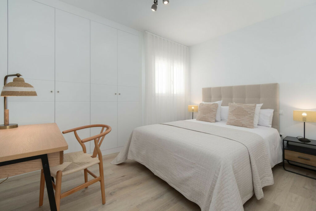 Top Floor Apartment Nueva Andalucía Málaga - image 17
