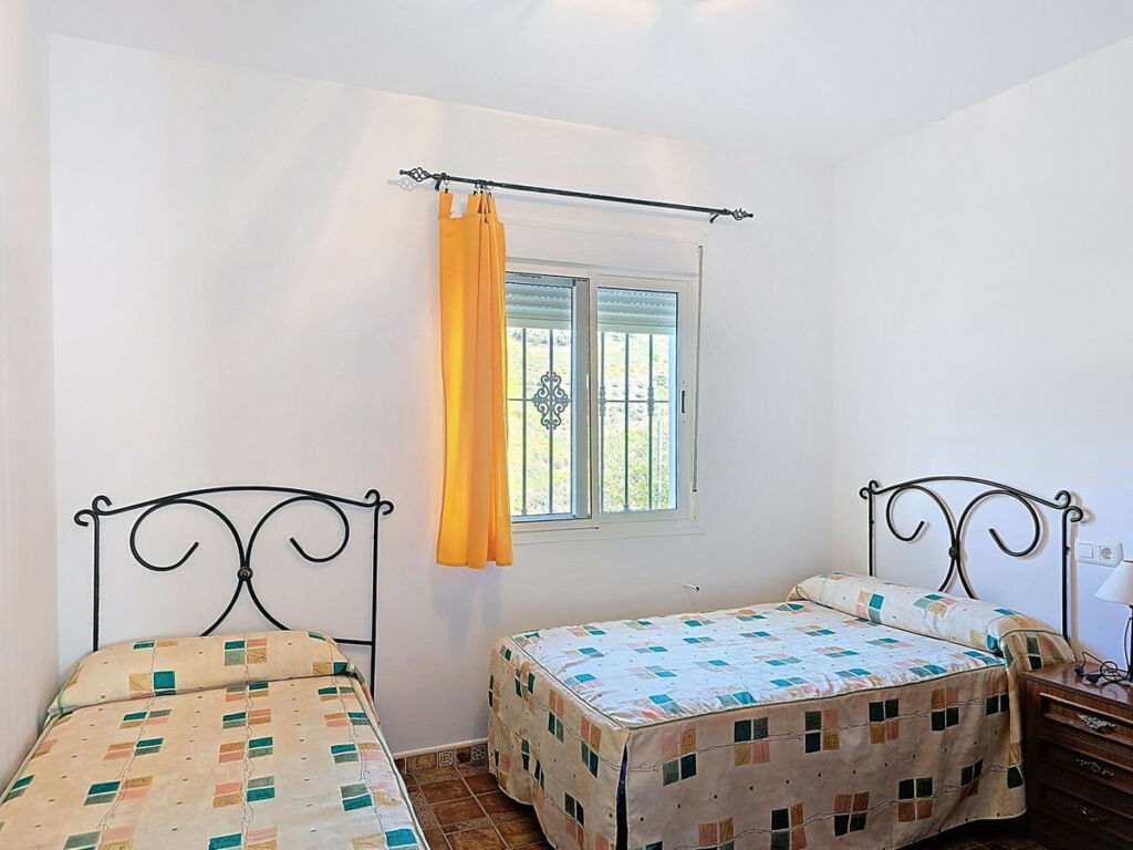 Detached Villa Cómpeta Málaga - image 17
