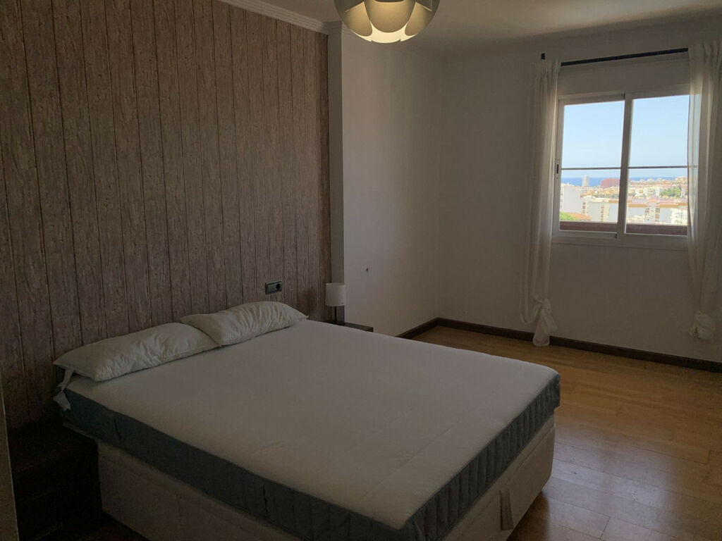 Middle Floor Apartment Estepona Málaga - image 17