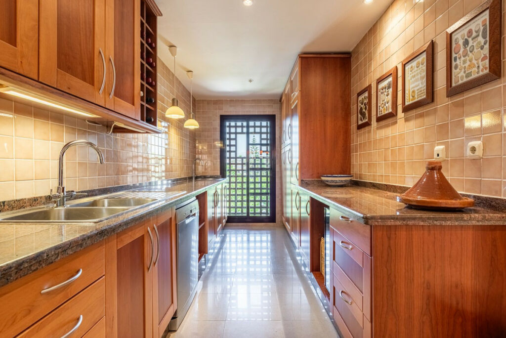 Penthouse San Pedro de Alcántara Málaga - image 17