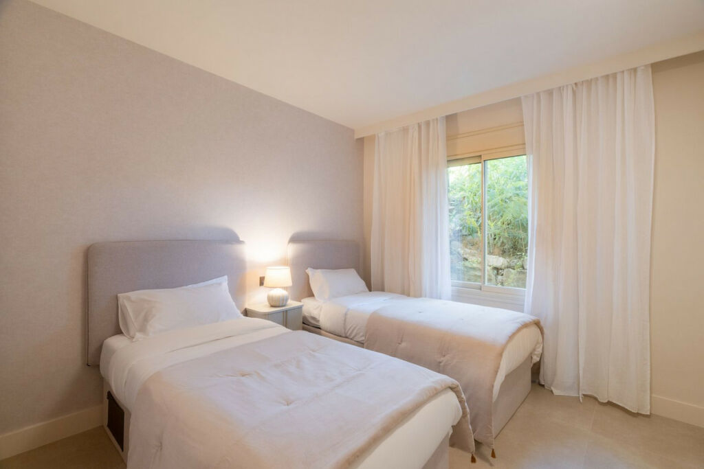 Ground Floor Apartment Nueva Andalucía Málaga - image 18