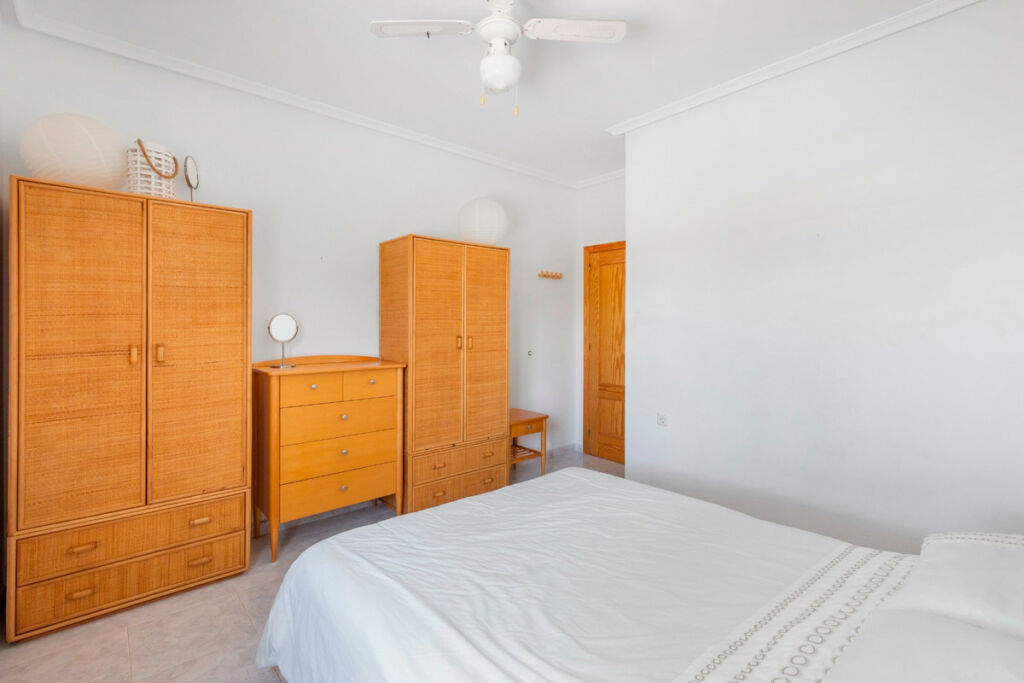 Detached Villa San Fulgencio Alicante - image 17