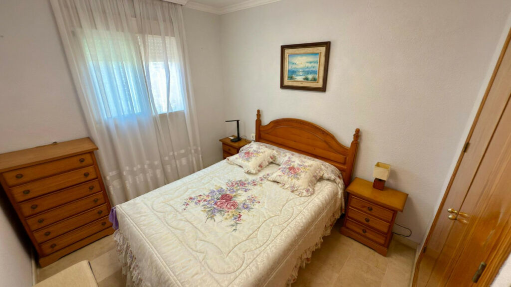 Middle Floor Apartment Benidorm Alicante - image 17