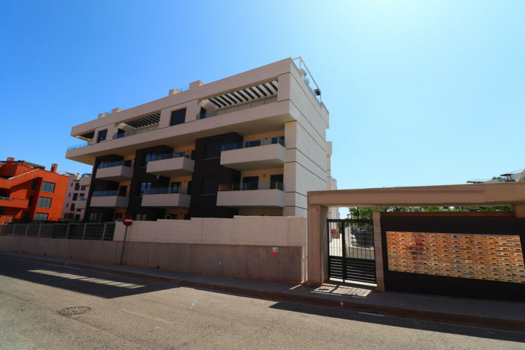 Ground Floor Apartment Villamartin Alicante - image 17