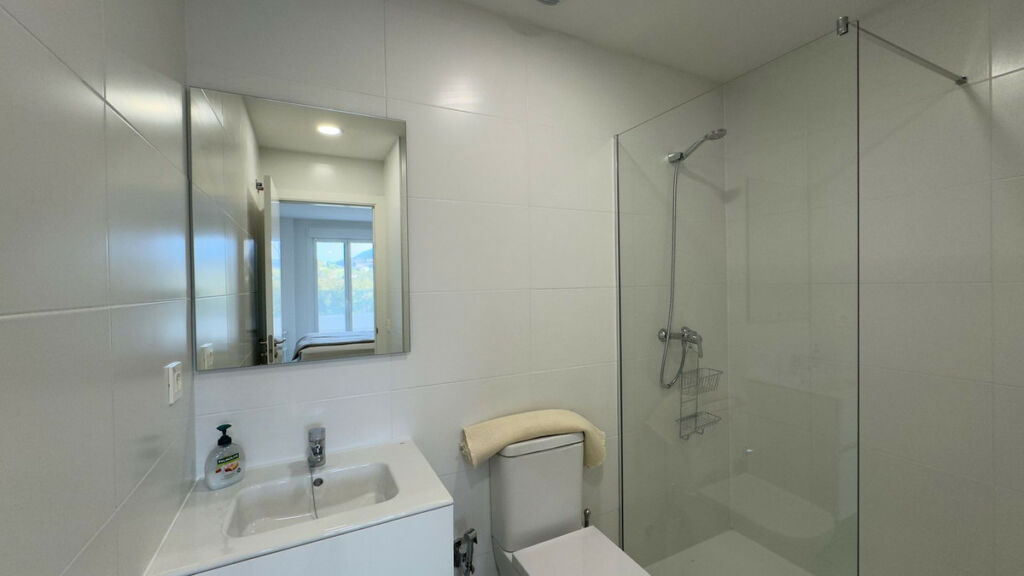 Top Floor Apartment Nueva Andalucía Málaga - image 17
