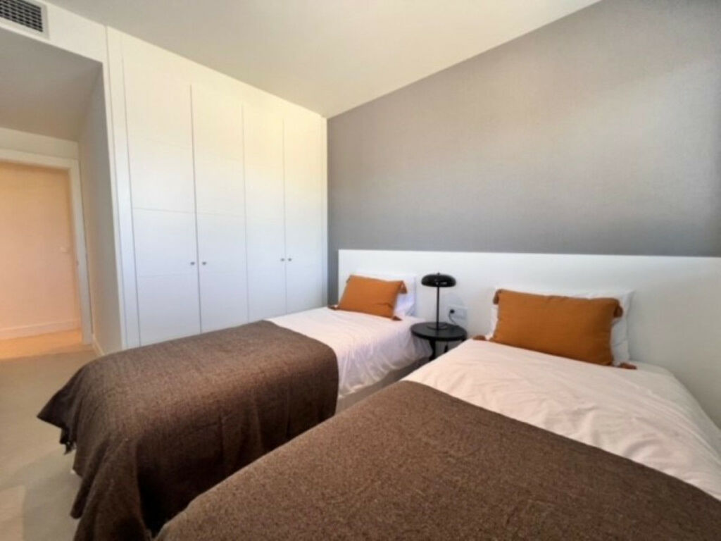 Middle Floor Apartment Manilva Málaga - image 17