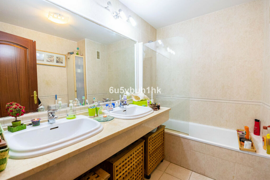 Ground Floor Apartment Alhaurin Golf Málaga - image 17