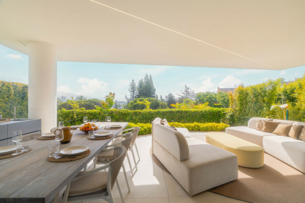 Detached Villa Nueva Andalucía Málaga - image 18