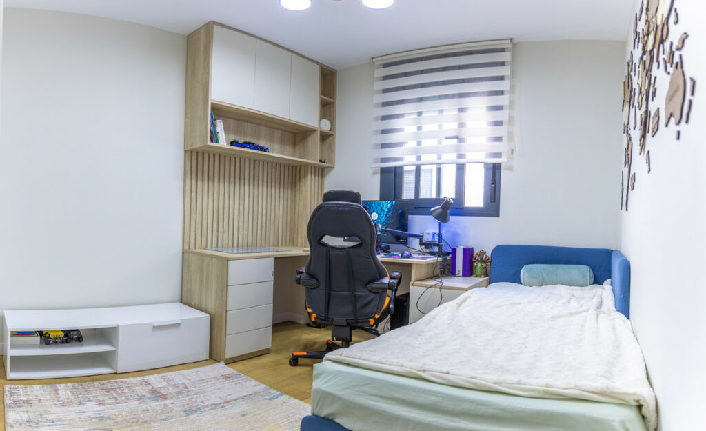 Middle Floor Apartment Estepona Málaga - image 17