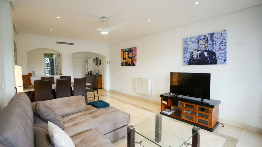 Middle Floor Apartment Benahavís Málaga - image 17