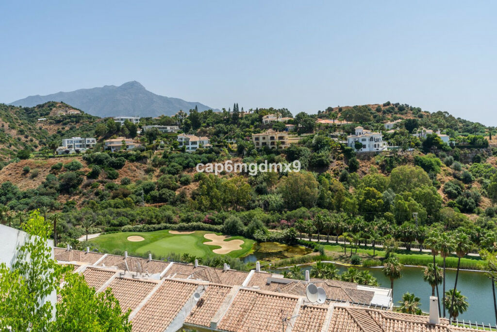 Ground Floor Apartment La Quinta Málaga - image 17