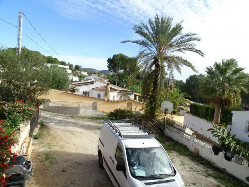 Detached Villa Moraira Alicante - image 18