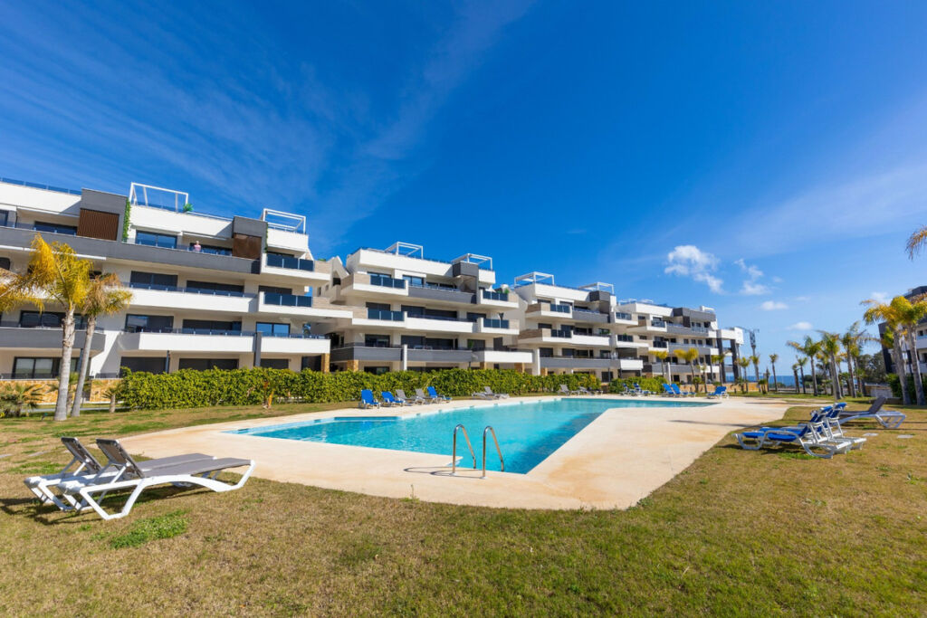 Ground Floor Apartment Playa Flamenca Alicante - image 18