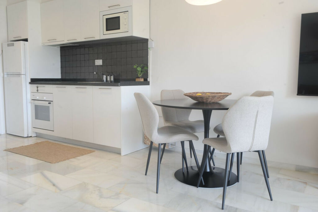 Middle Floor Apartment San Pedro de Alcántara Málaga - image 18