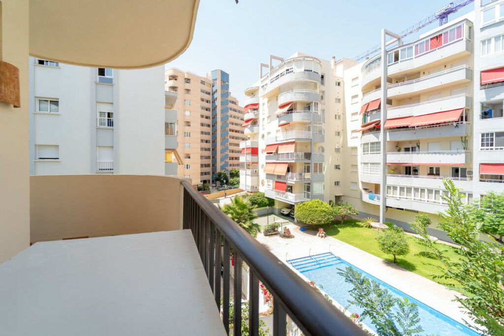 Middle Floor Apartment Torreblanca Málaga - image 18
