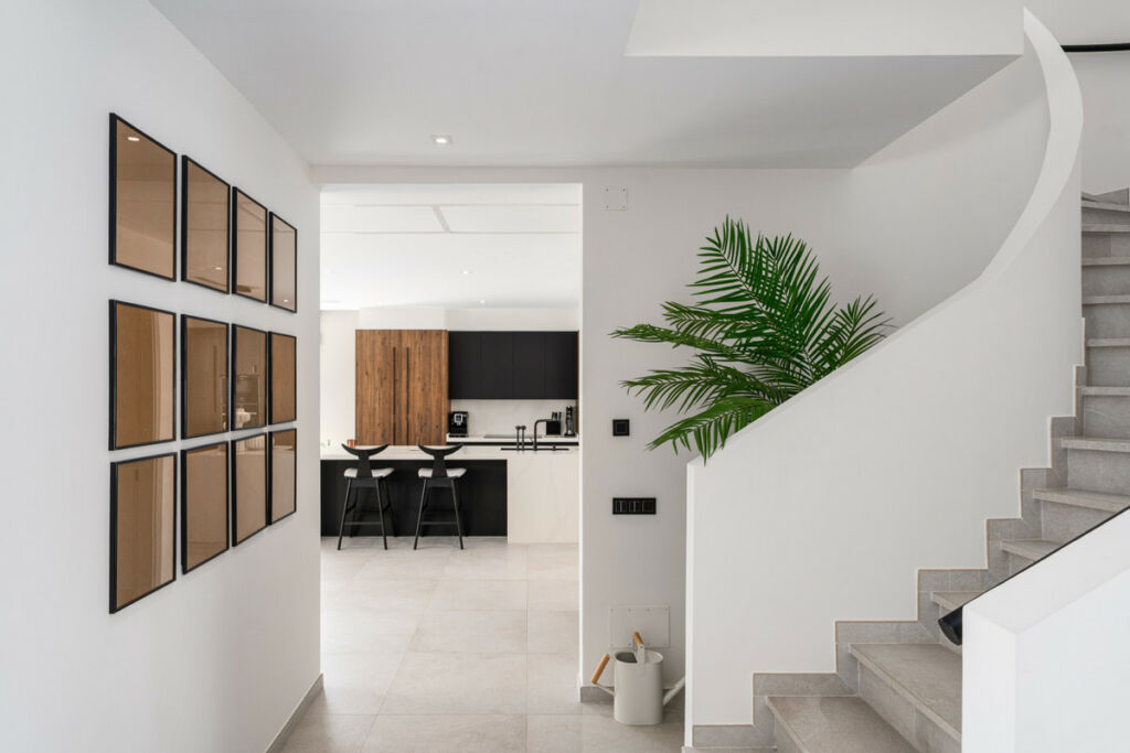 Detached Villa Elviria Málaga - image 18