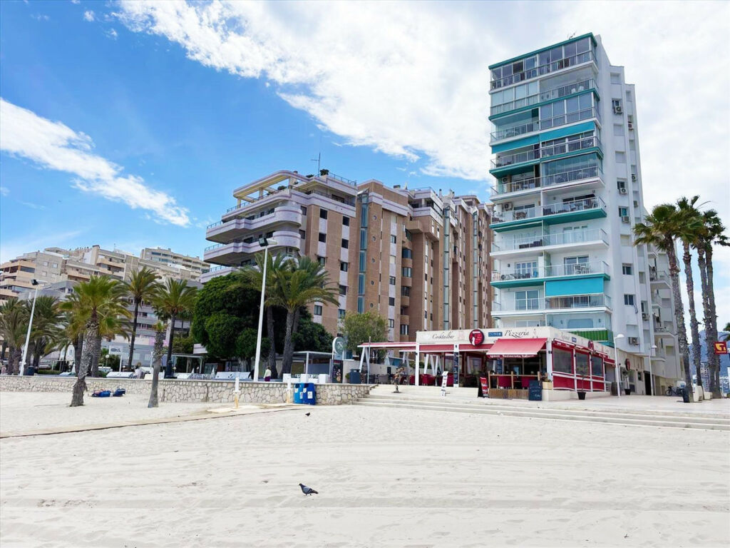Middle Floor Apartment Calpe Alicante - image 18
