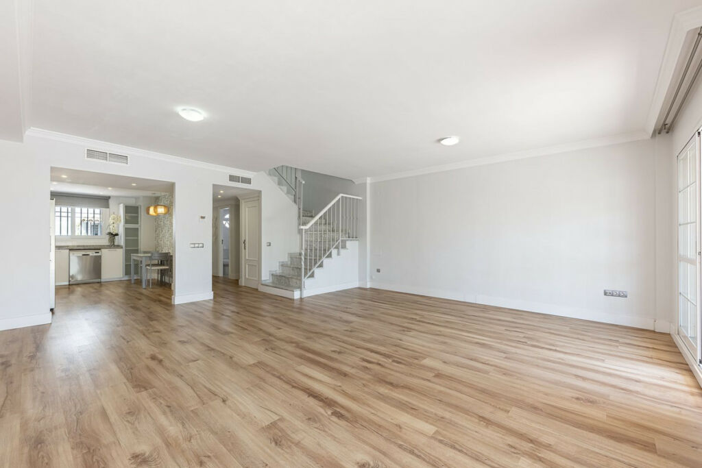 Townhouse Marbella Málaga - image 18