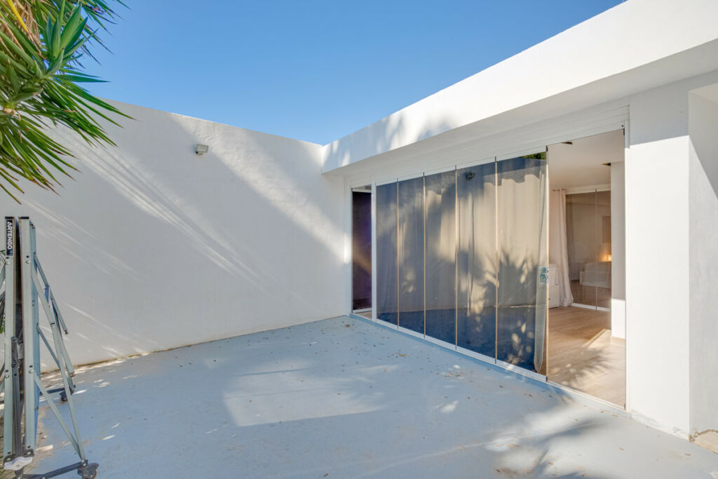 Detached Villa Elviria Málaga - image 18