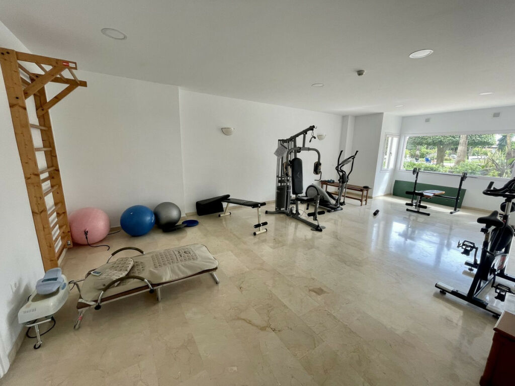 Ground Floor Apartment Atalaya Málaga - image 18