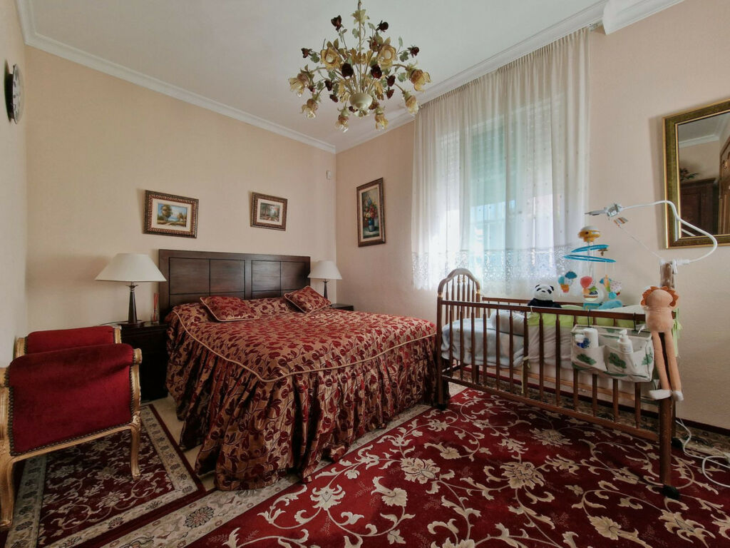 Detached Villa Guadalmina Baja Málaga - image 22