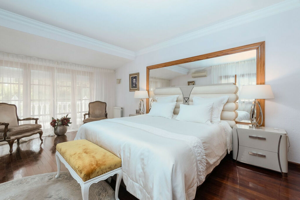 Detached Villa Marbella Málaga - image 18