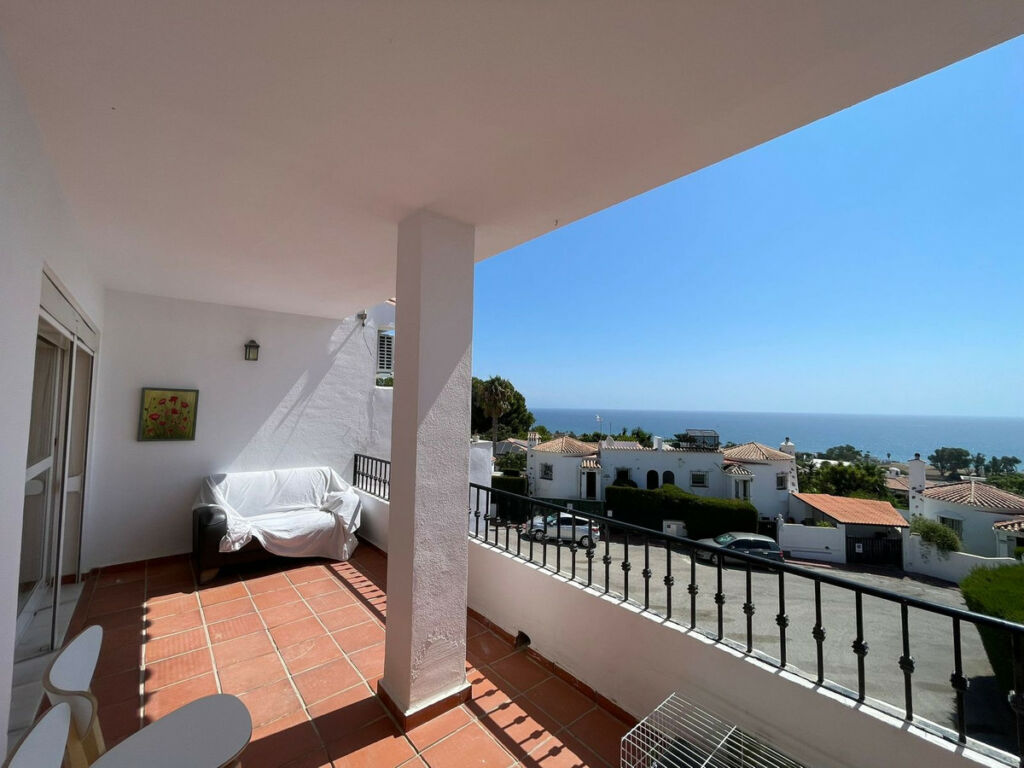 Top Floor Apartment Manilva Málaga - image 18