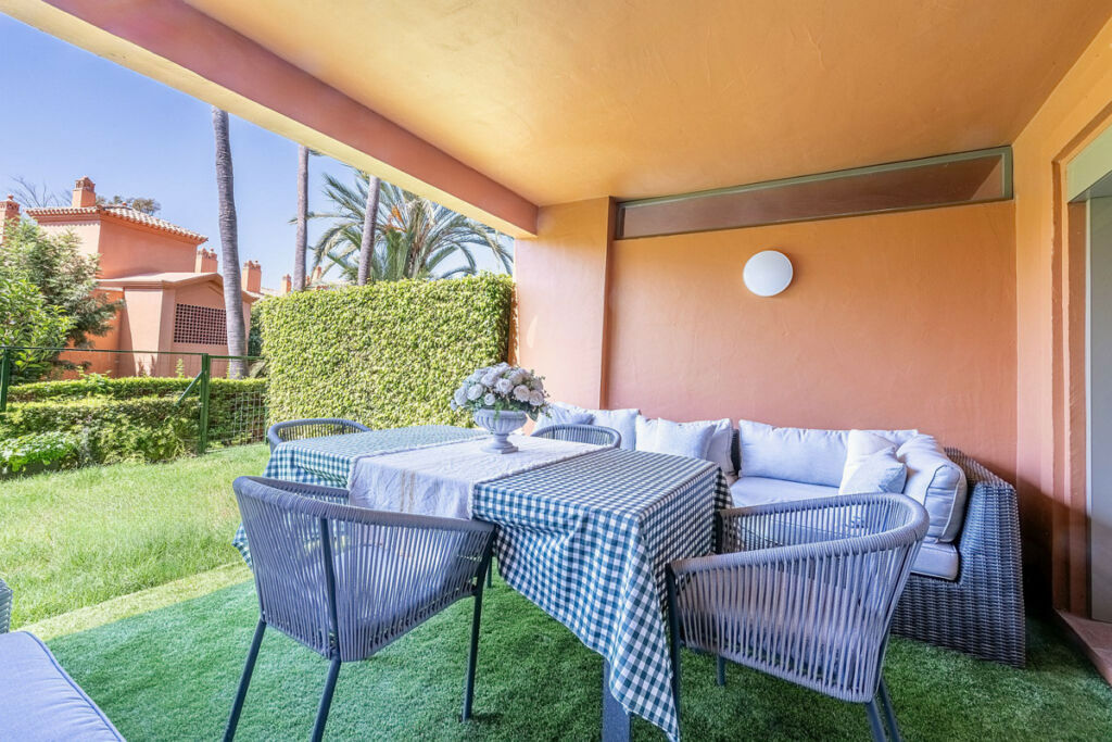 Ground Floor Apartment Estepona Málaga - image 5