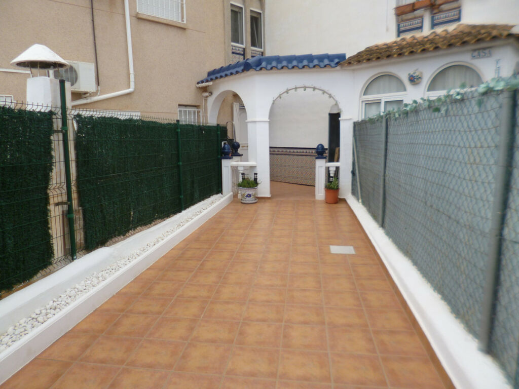 Townhouse La Zenia Alicante - image 18