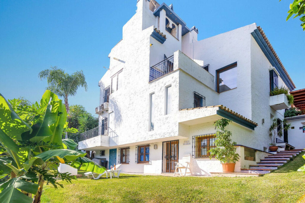 Detached Villa El Rosario Málaga - image 18