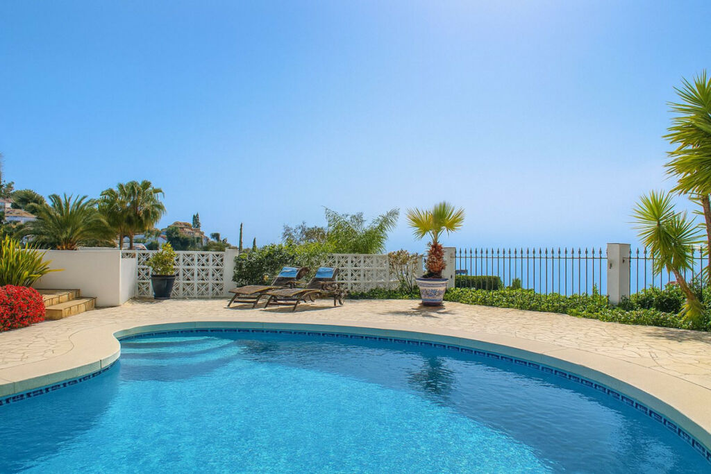 Detached Villa La Capellania Málaga - image 19
