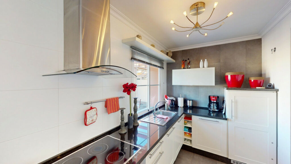 Penthouse Mezquitilla Málaga - image 18