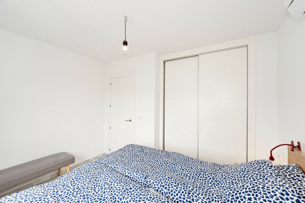 Penthouse La Duquesa Málaga - image 18