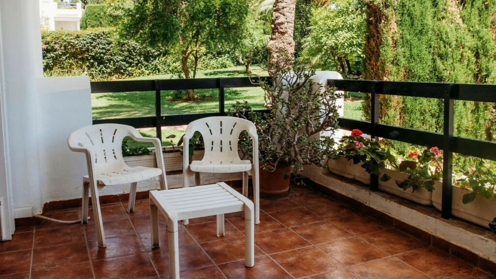 Ground Floor Apartment Los Monteros Málaga - image 20