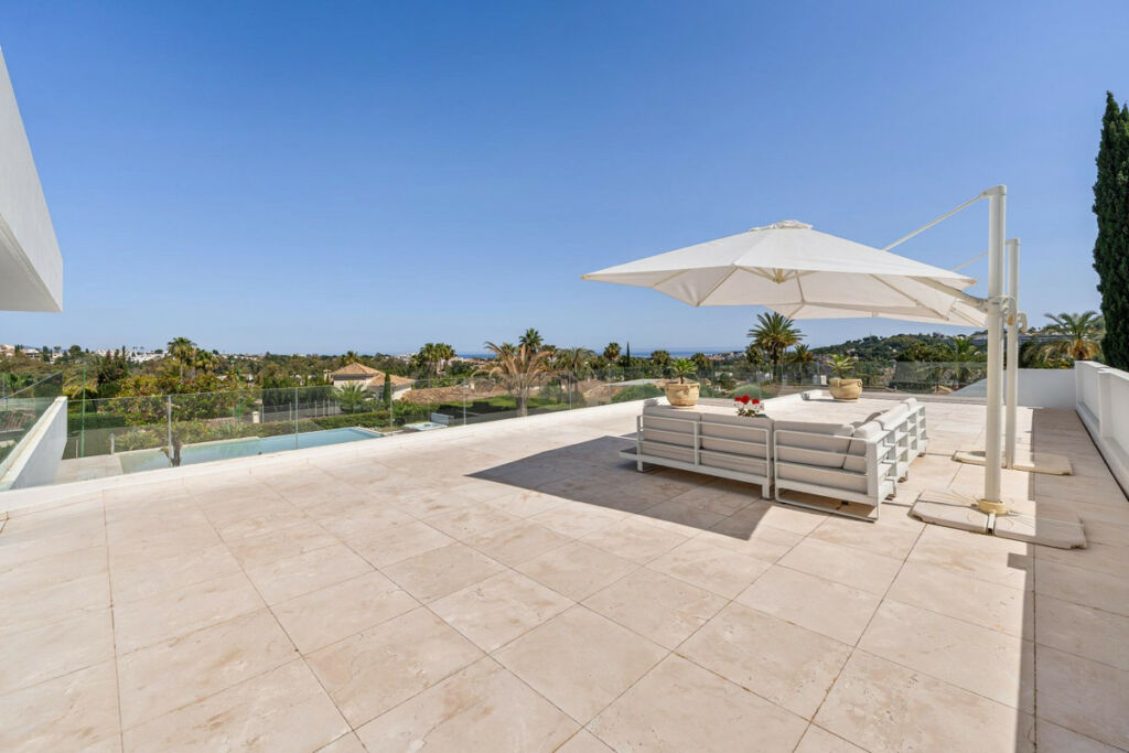 Detached Villa Marbella Málaga - image 18
